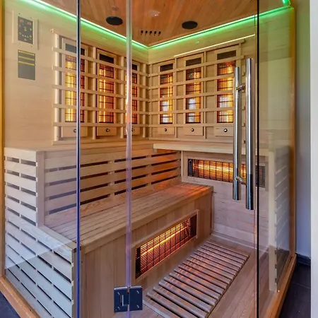 Luxury Hedone Near The Bridge With Private Zone זאדאר