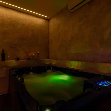 Luxury Hedone Near The Bridge With Private Zone Apartman