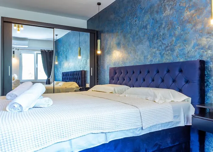 Luxury Hedone Near The Bridge With Private Zone Appartamento Zara